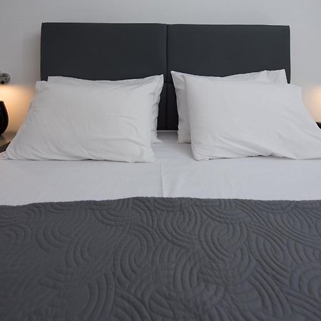 לרפטרה Galaxy Hotel מראה חיצוני תמונה
