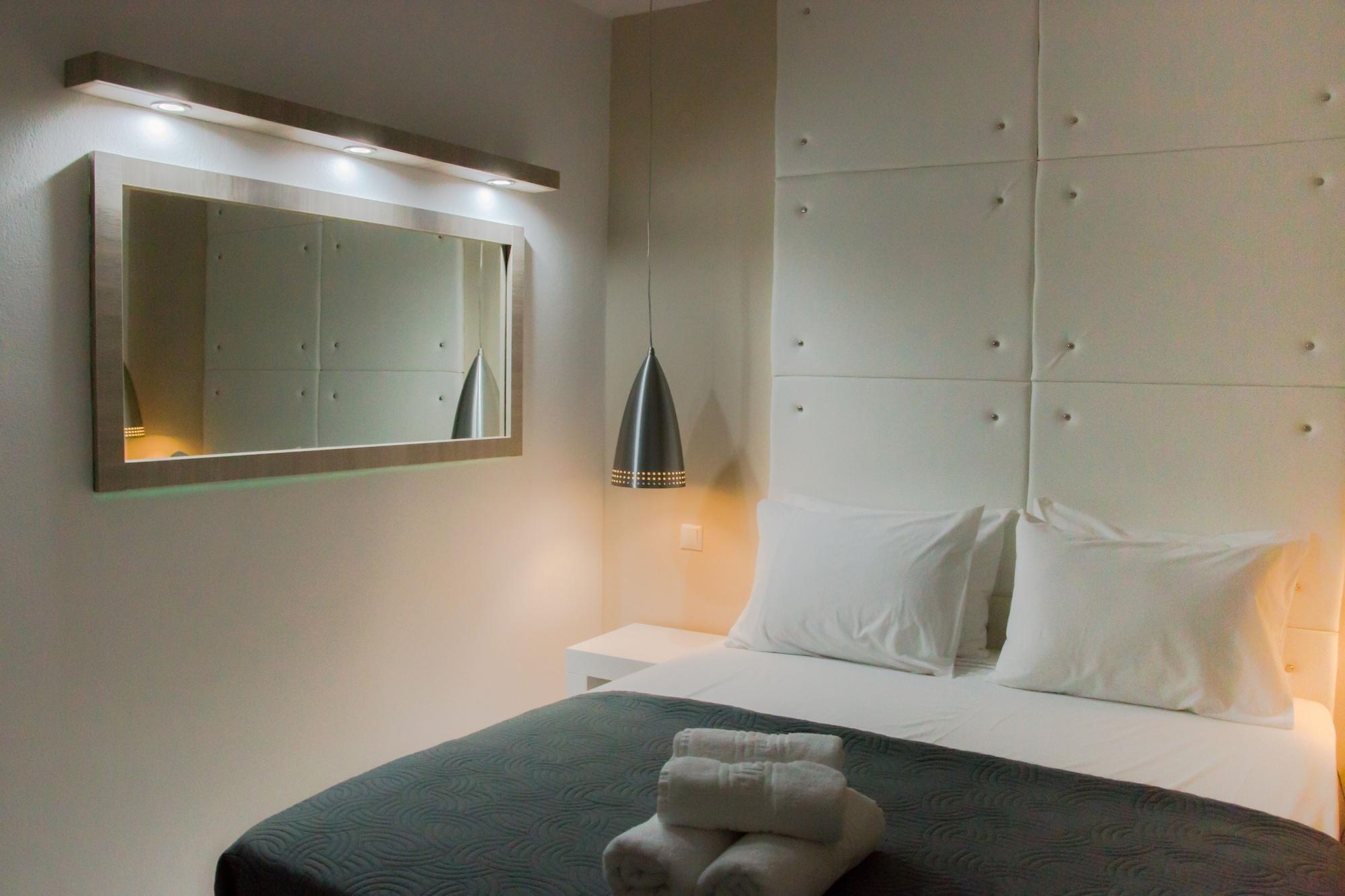 לרפטרה Galaxy Hotel מראה חיצוני תמונה