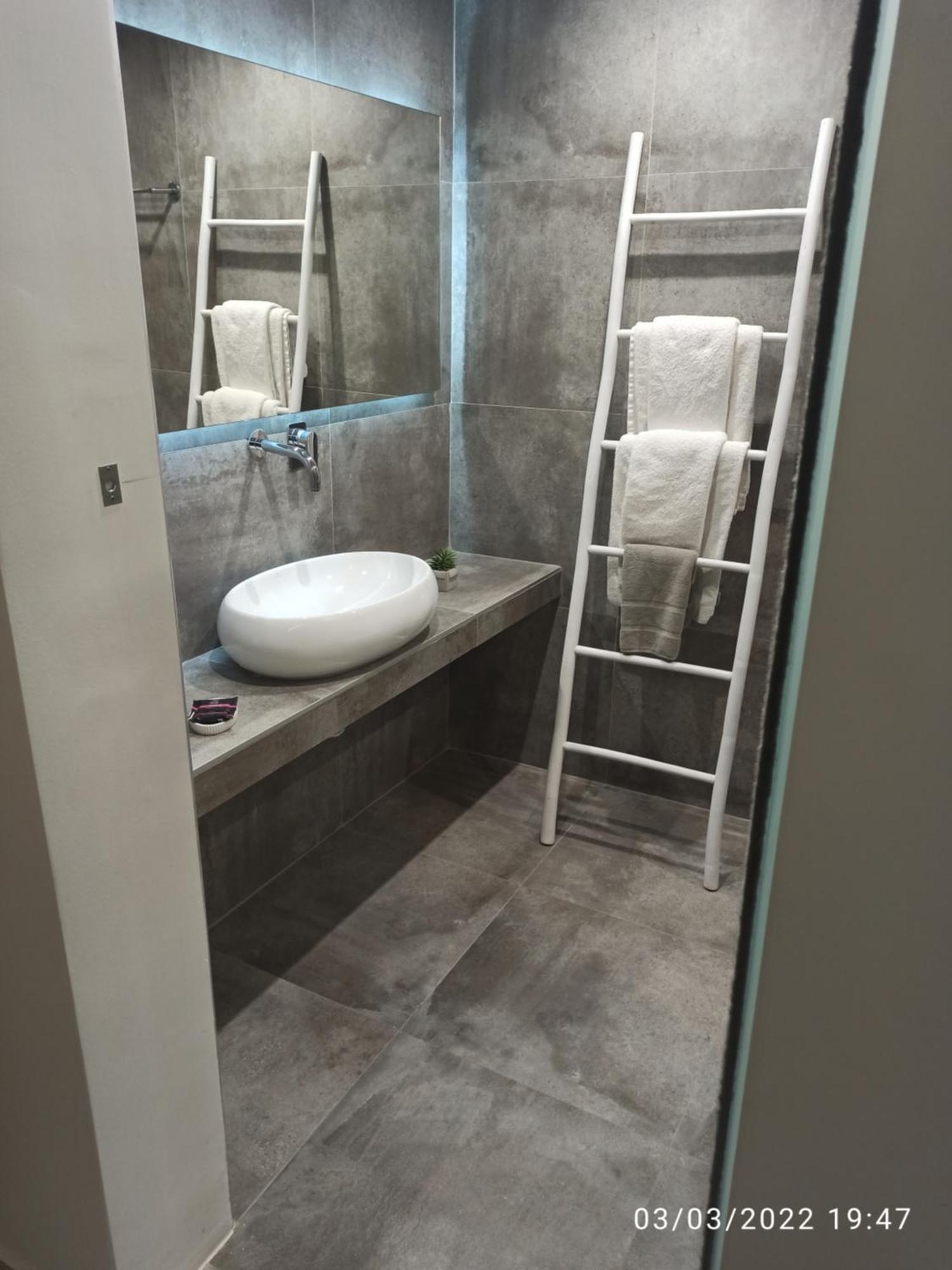 לרפטרה Galaxy Hotel מראה חיצוני תמונה