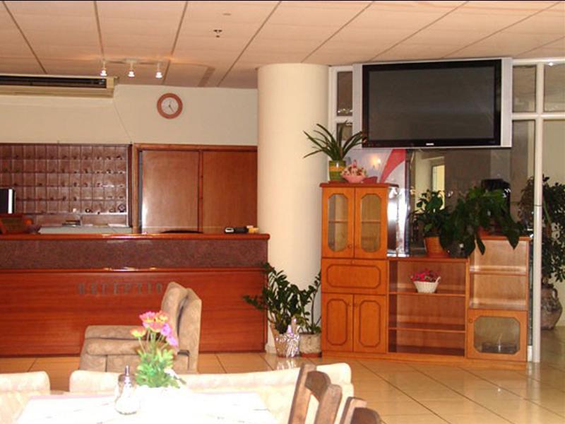 לרפטרה Galaxy Hotel מראה חיצוני תמונה