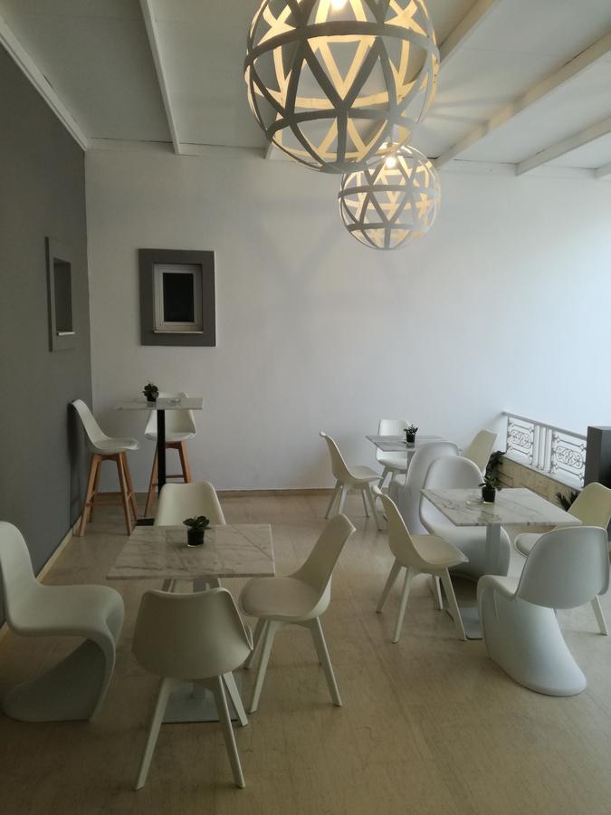 לרפטרה Galaxy Hotel מראה חיצוני תמונה