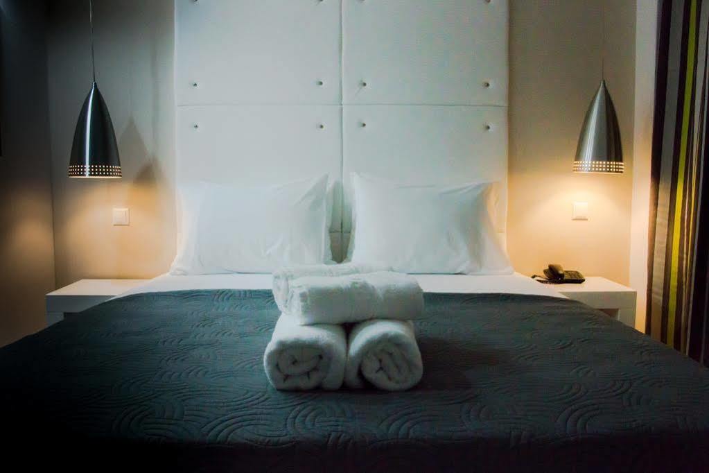 לרפטרה Galaxy Hotel מראה חיצוני תמונה