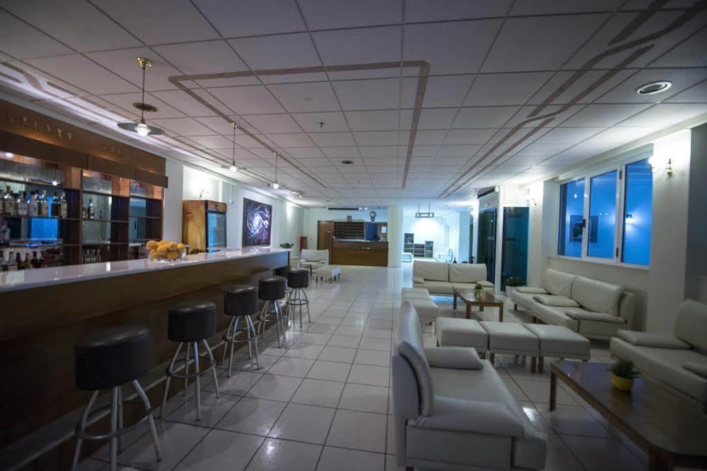 לרפטרה Galaxy Hotel מראה חיצוני תמונה