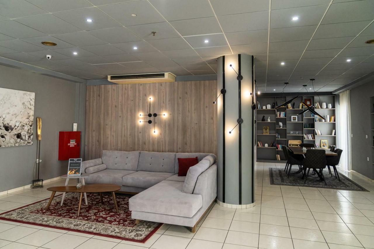 לרפטרה Galaxy Hotel מראה חיצוני תמונה